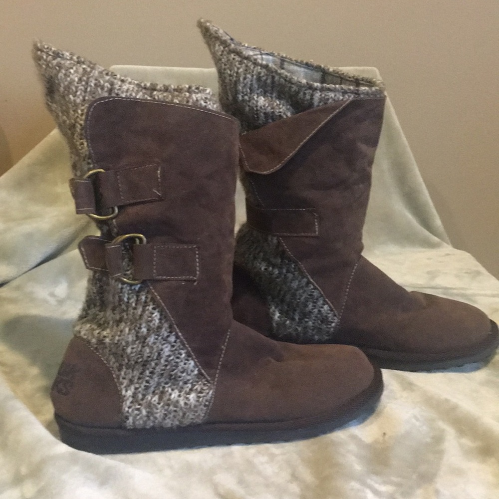 Muk Luks sweater booties Sz 8M